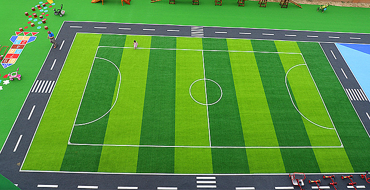 幼儿足球场