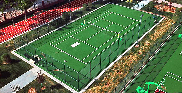 网球场草坪