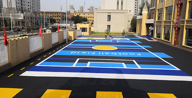 【知识科普】多利隆为您讲解免充砂足球场草坪！