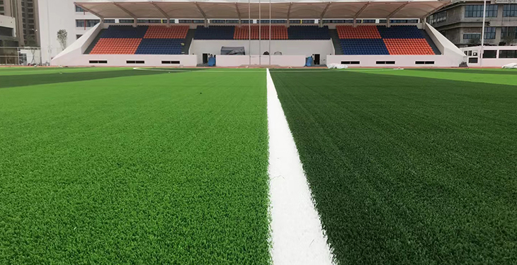 【知识科普】人造草坪出现静电和色差是怎么回事呢？