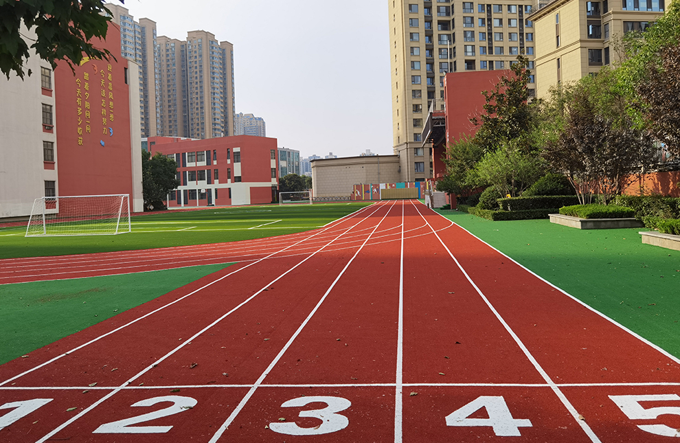 【地弹坪】建设体育强国中国梦，我们一起努力让少年儿童拥有健康体质！