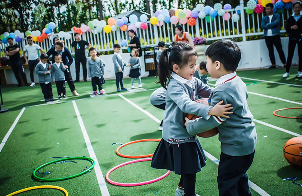 【知识科普】锻炼幼儿平衡力，去体适能场地试试吧！