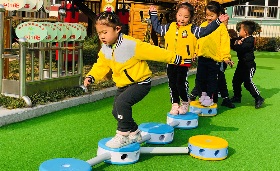 【多利隆】一篇文章带你了解多利隆人造草坪集团。